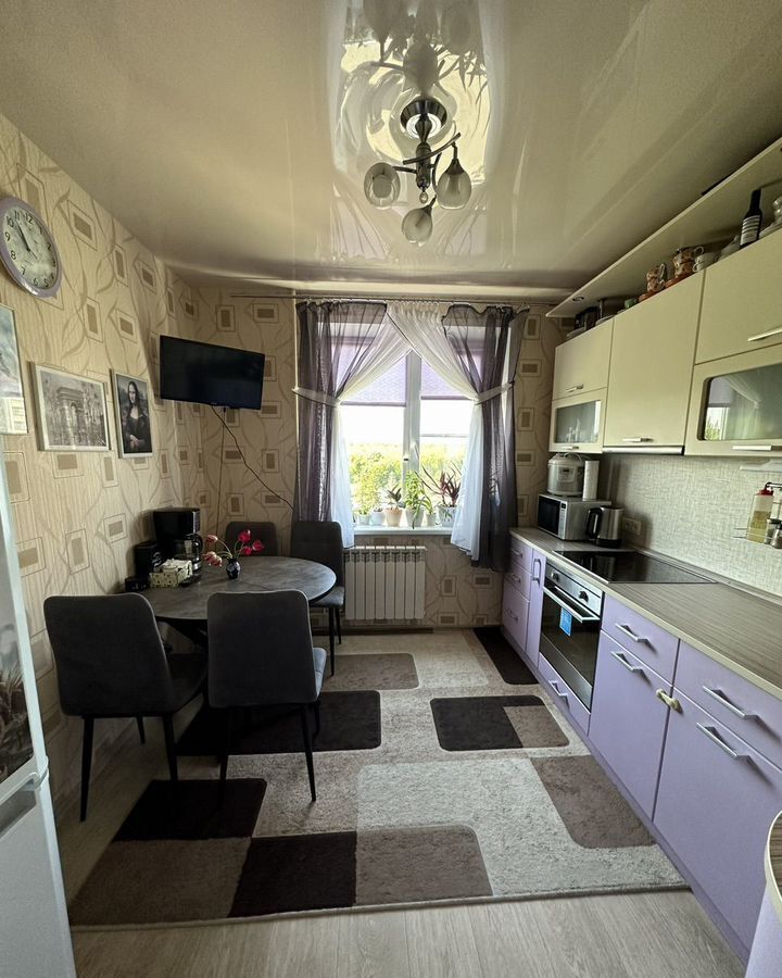 квартира г Тольятти р-н Центральный ул Баныкина 50 фото 2