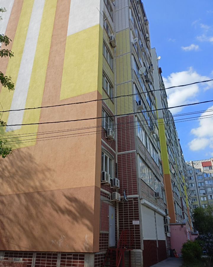 квартира г Тольятти р-н Комсомольский ул Ярославская 10 фото 1