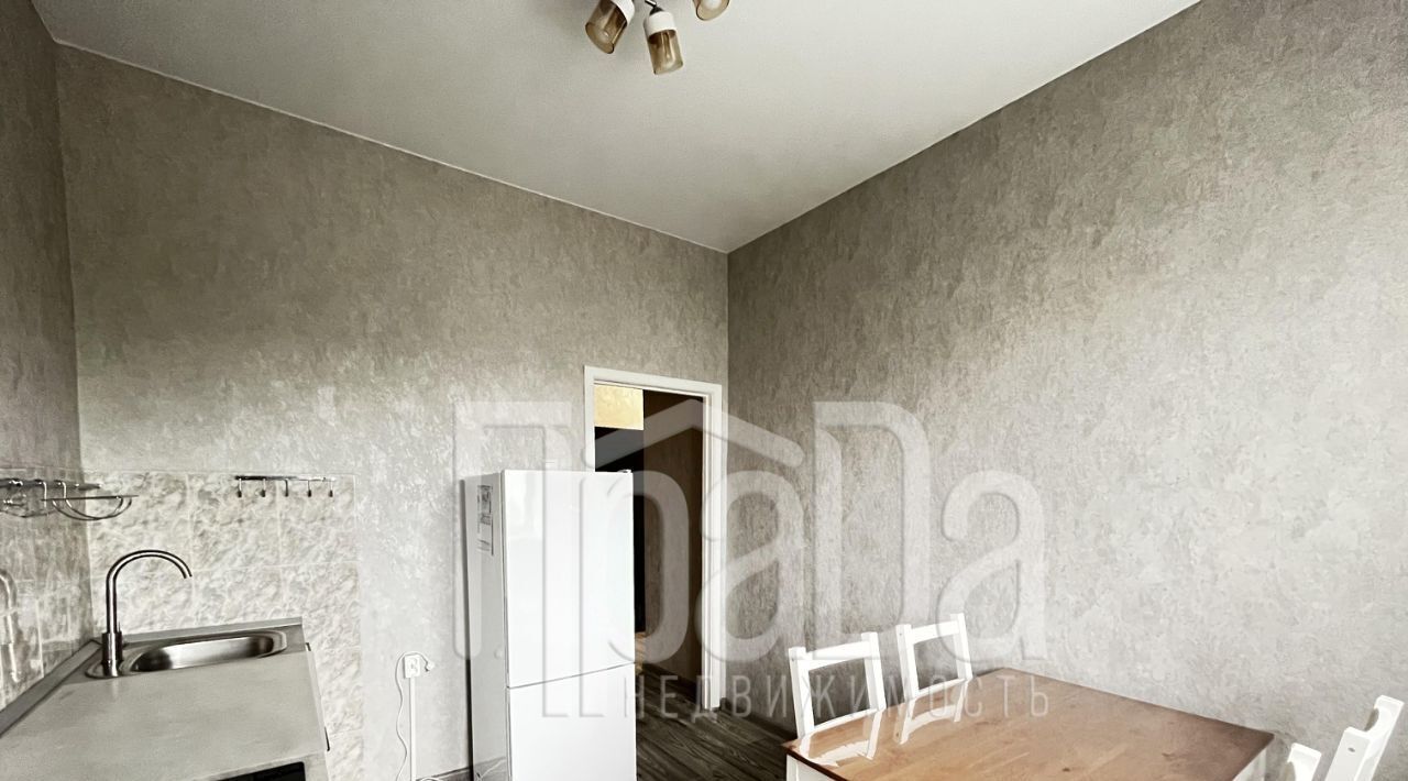 квартира г Красноярск р-н Центральный ул Карла Маркса 14 фото 2