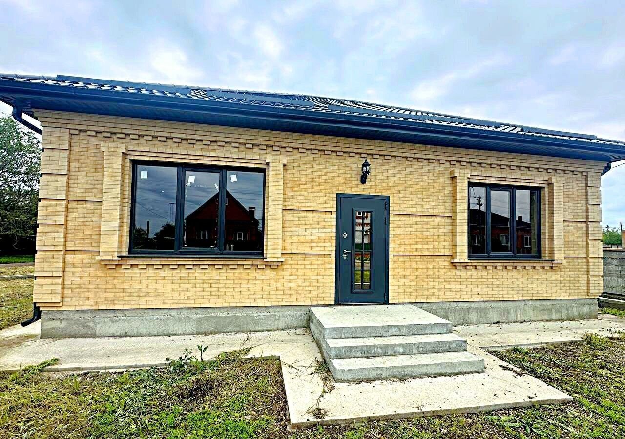 дом р-н Новокубанский г Новокубанск Новокубанское городское поселение фото 1