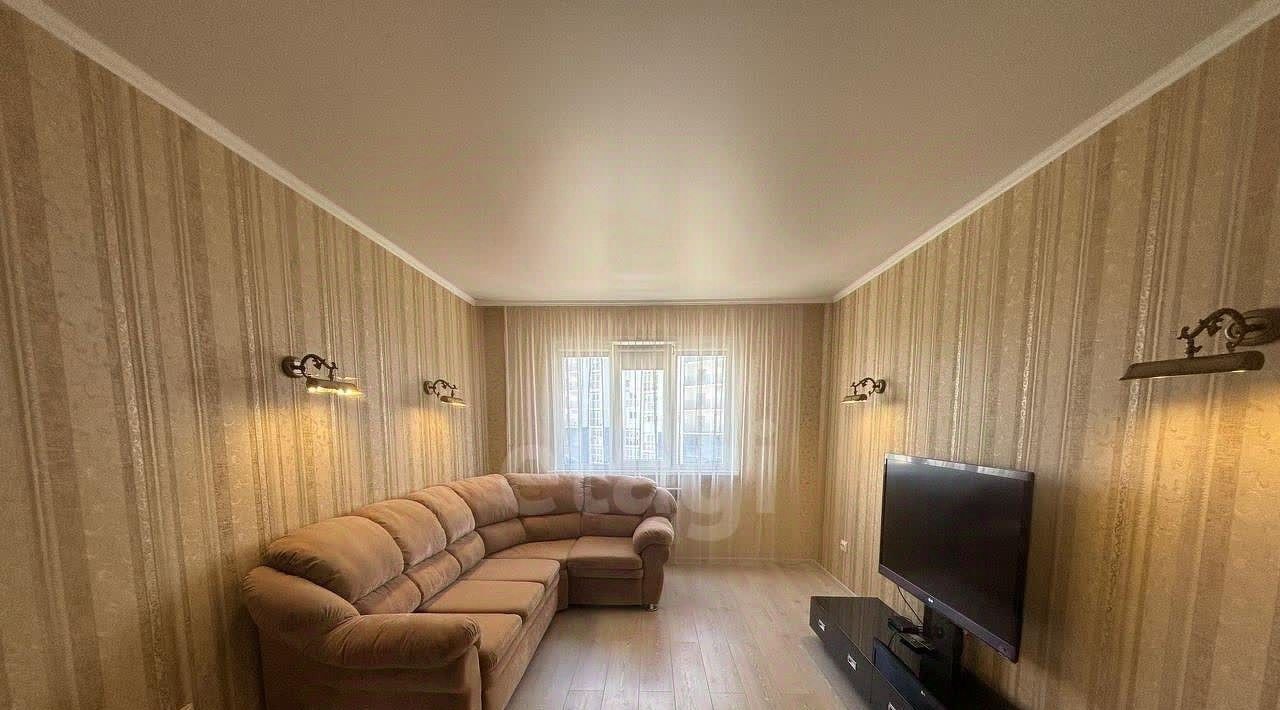 квартира г Оренбург р-н Дзержинский пр-кт Победы 155/3 фото 3