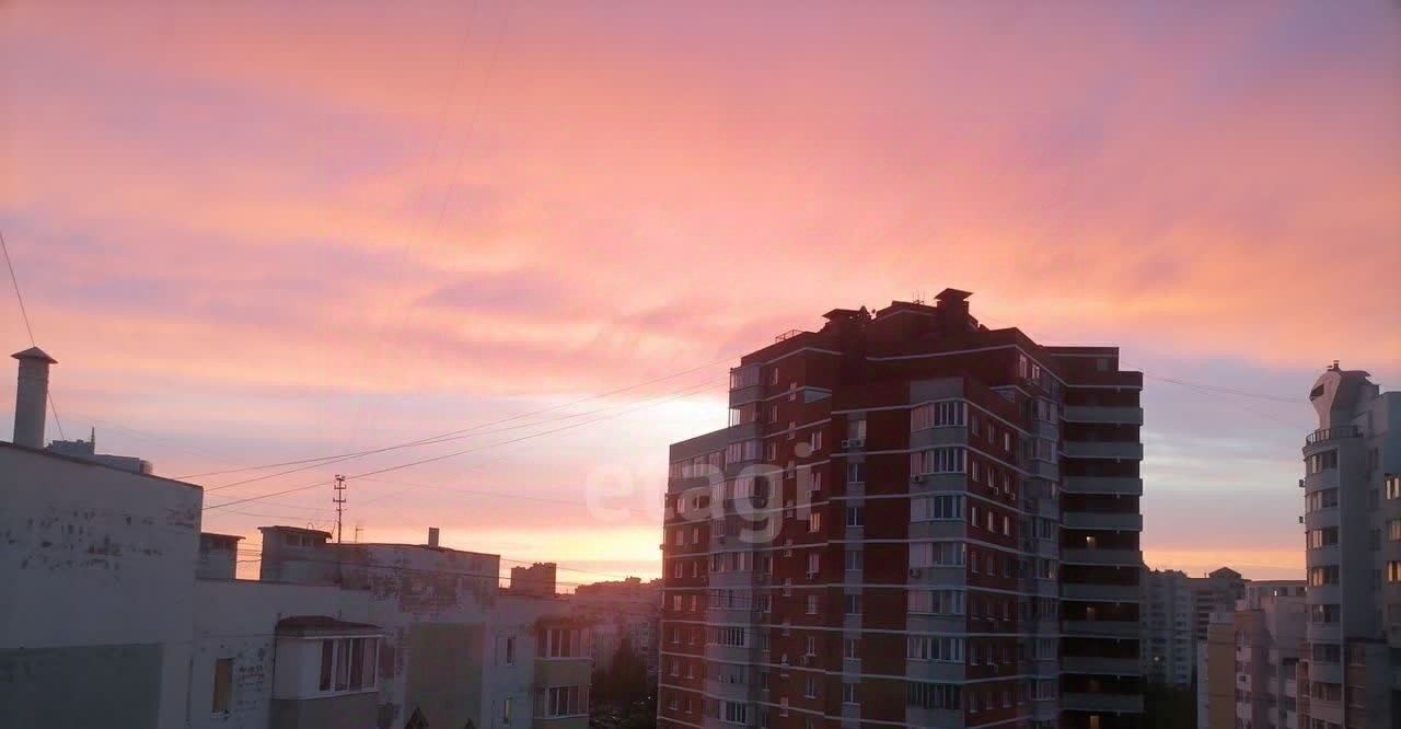 квартира г Белгород Западный ул Есенина 8 фото 3