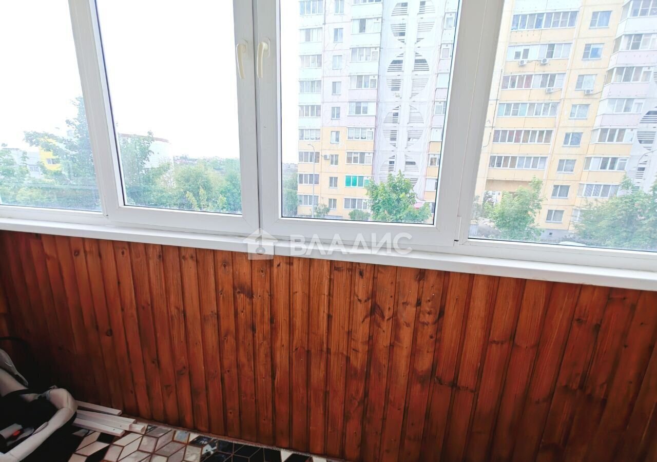 квартира г Белгород Западный ул Есенина 48 фото 8