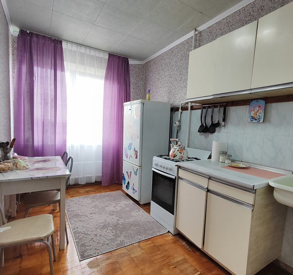 квартира г Волгоград р-н Дзержинский мкр Жилгородок ул Фестивальная 17 фото 3