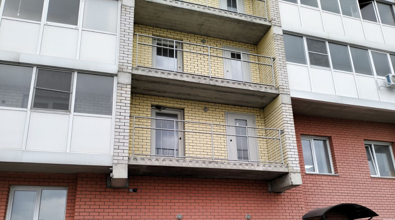 квартира г Барнаул р-н Железнодорожный ул Молодежная 111 фото 16
