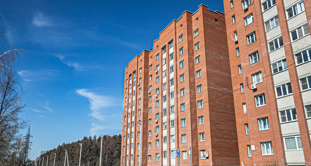 Молодёжный дом 4/10 фото