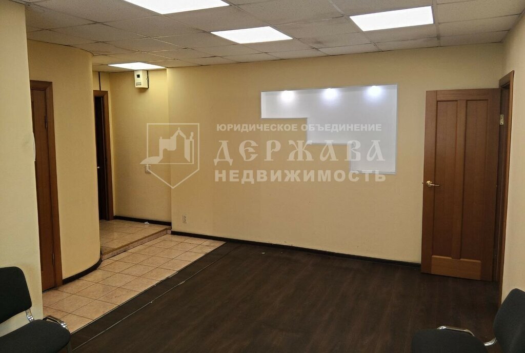 квартира г Междуреченск пр-кт Строителей 1 фото 1