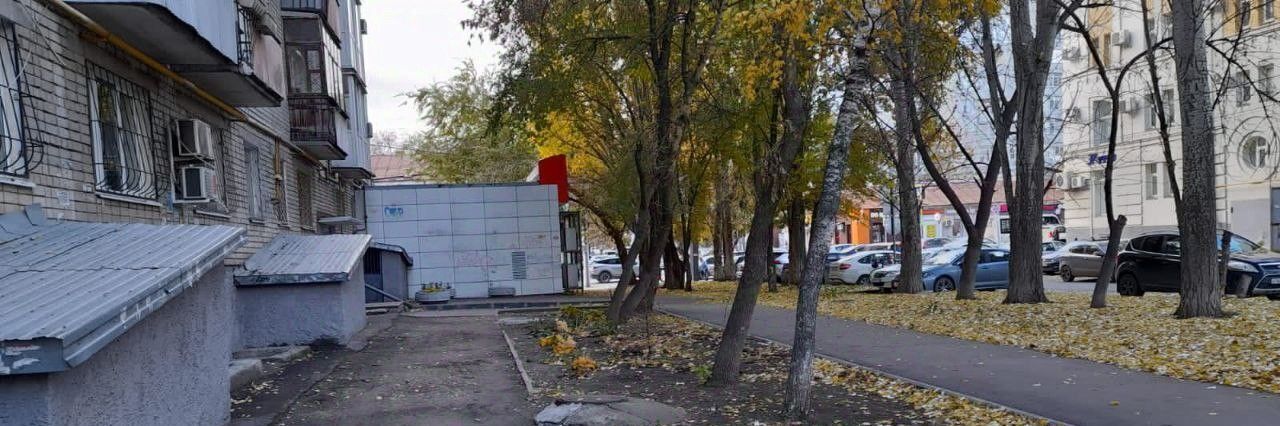квартира г Саратов р-н Октябрьский ул. Имени Т. Г. Шевченко, 33/45 фото 14