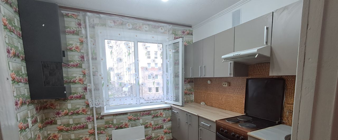 квартира г Тольятти р-н Автозаводский б-р Цветной 5 16-й кв-л фото 6