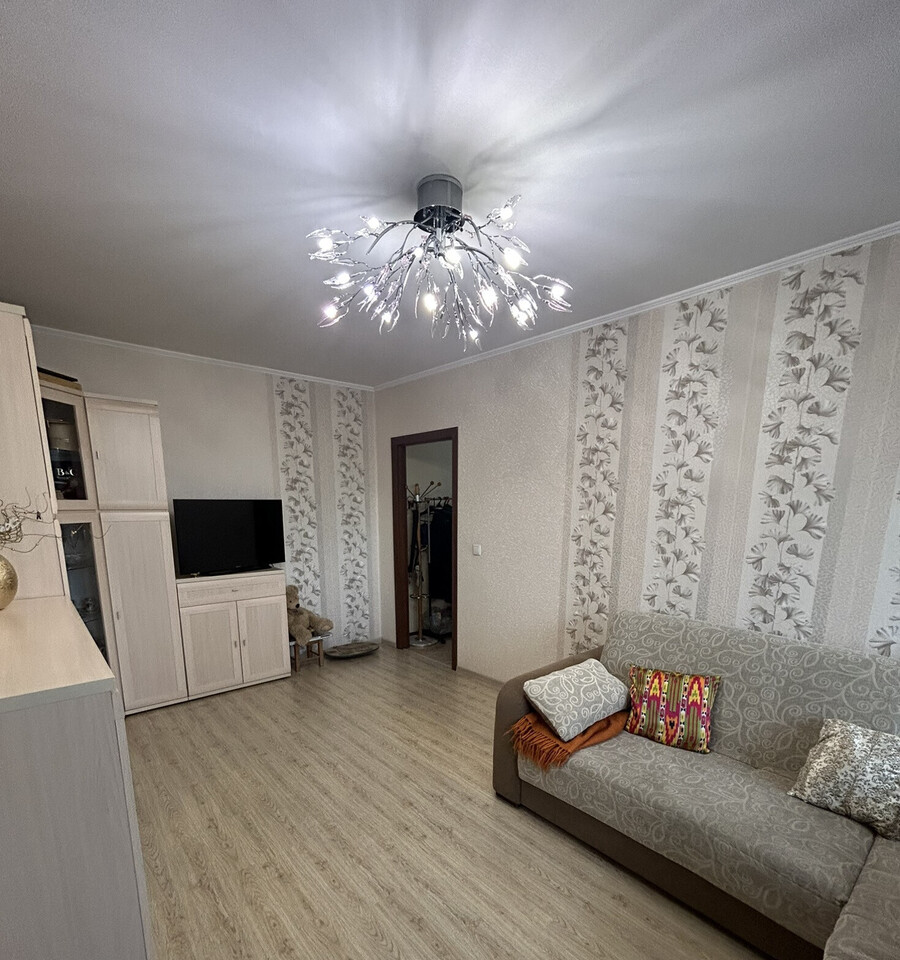 квартира г Междуреченск Кузбасс, Кузнецкая улица, 35 фото 3