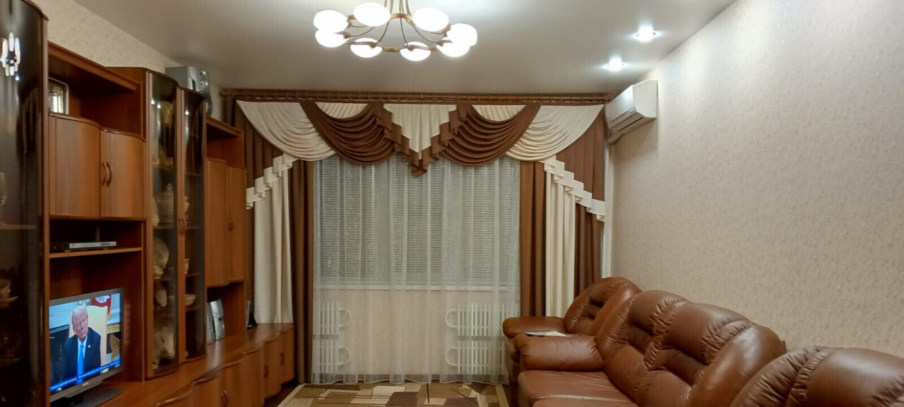 квартира г Воронеж ул 9 Января 241/11 фото 1