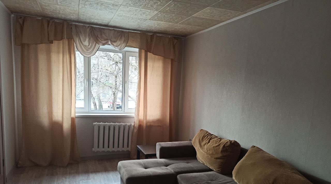 квартира г Прокопьевск р-н Рудничный ул Обручева 5 фото 1
