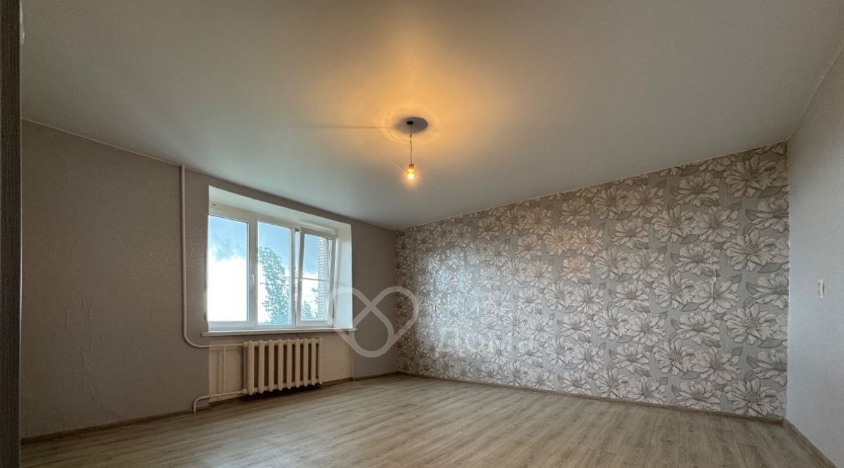 квартира г Волгоград р-н Дзержинский мкр Жилгородок ул Колпинская 1а фото 4