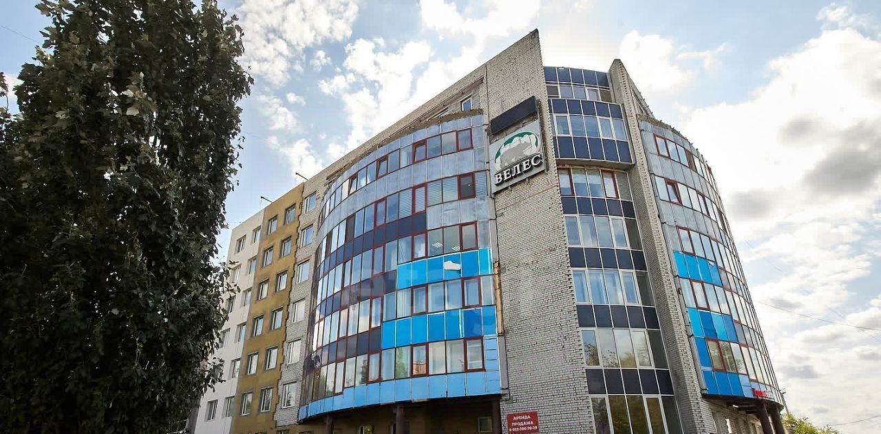 офис г Тюмень р-н Ленинский ул Республики 250б фото 1