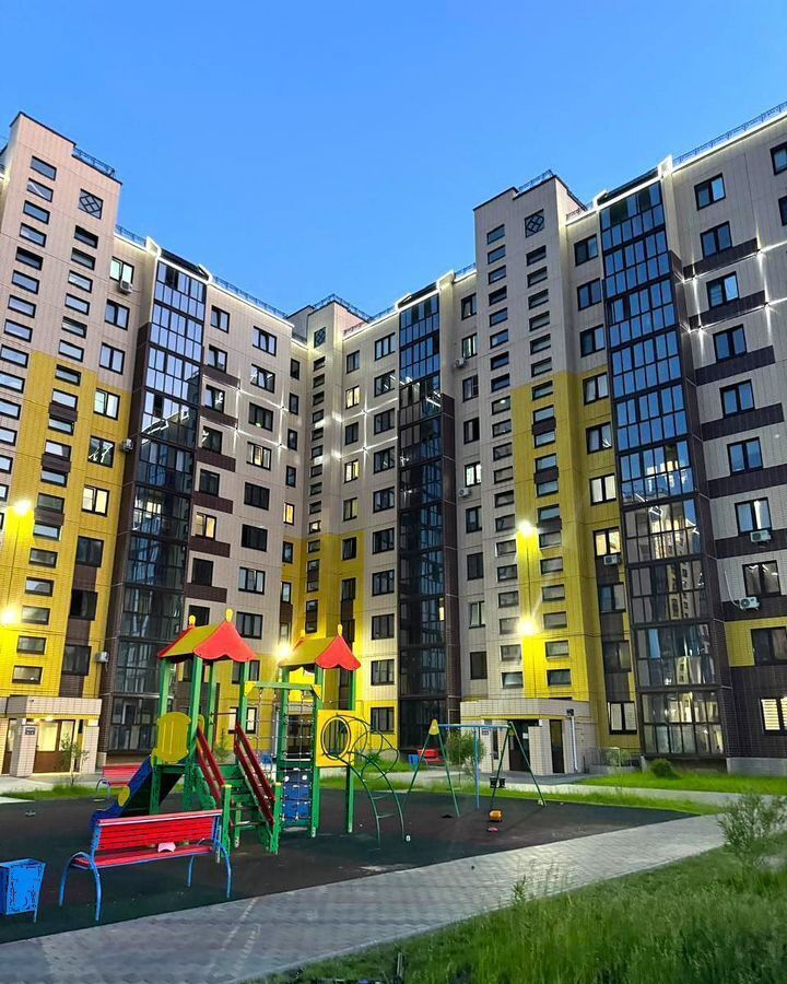 квартира г Омск р-н Центральный проезд 6-й Амурский 18 фото 1