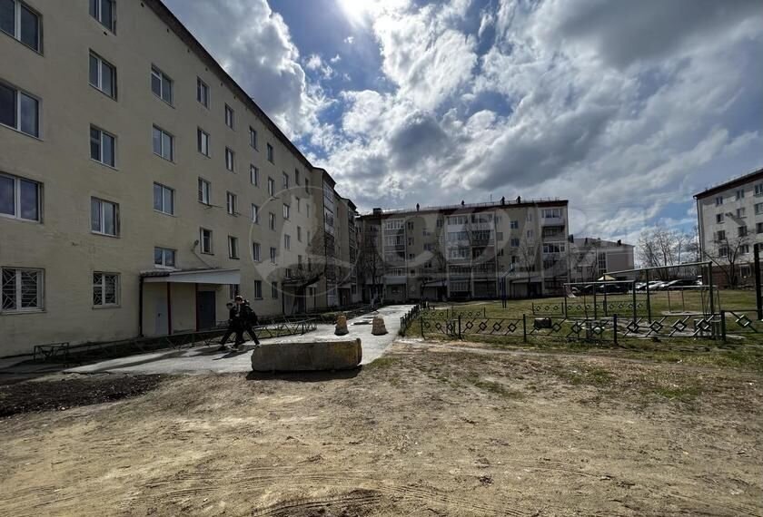 квартира г Тобольск ул Октябрьская 53 фото 7