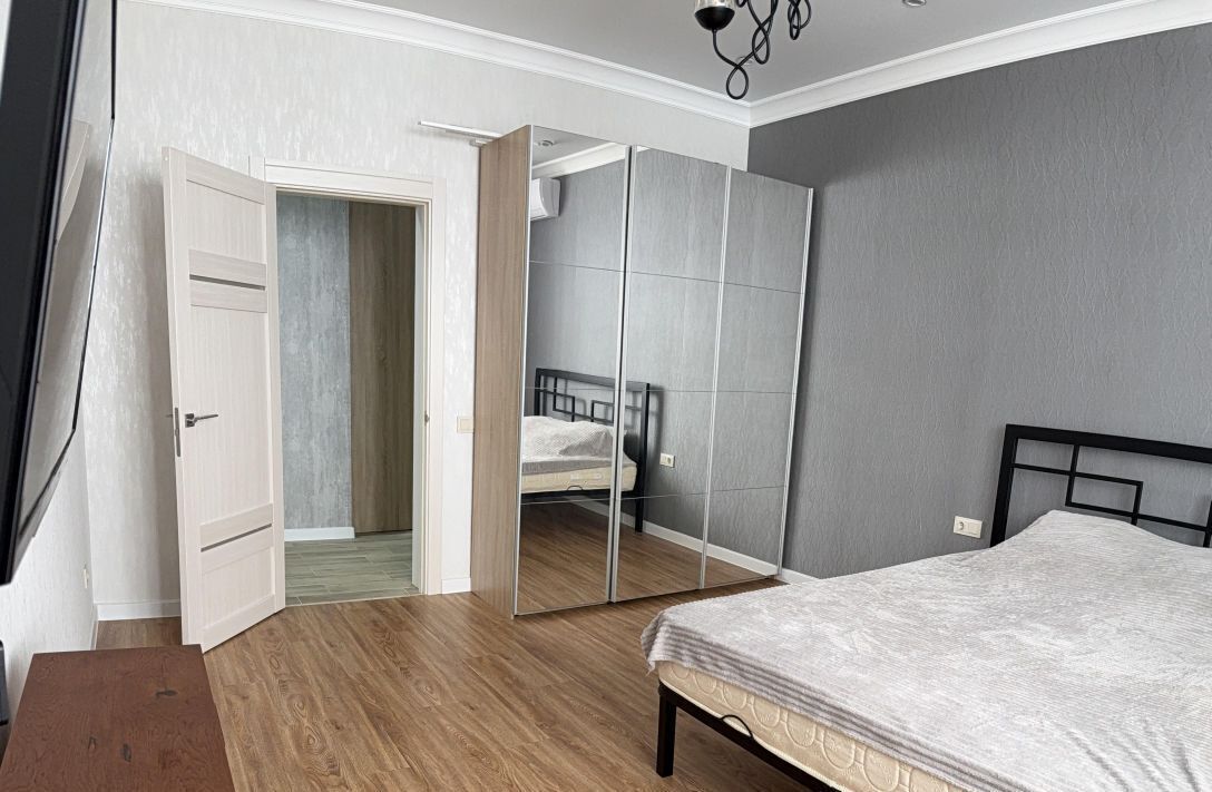 квартира г Краснодар р-н Центральный ул Октябрьская 181/2к 1 Западный фото 5