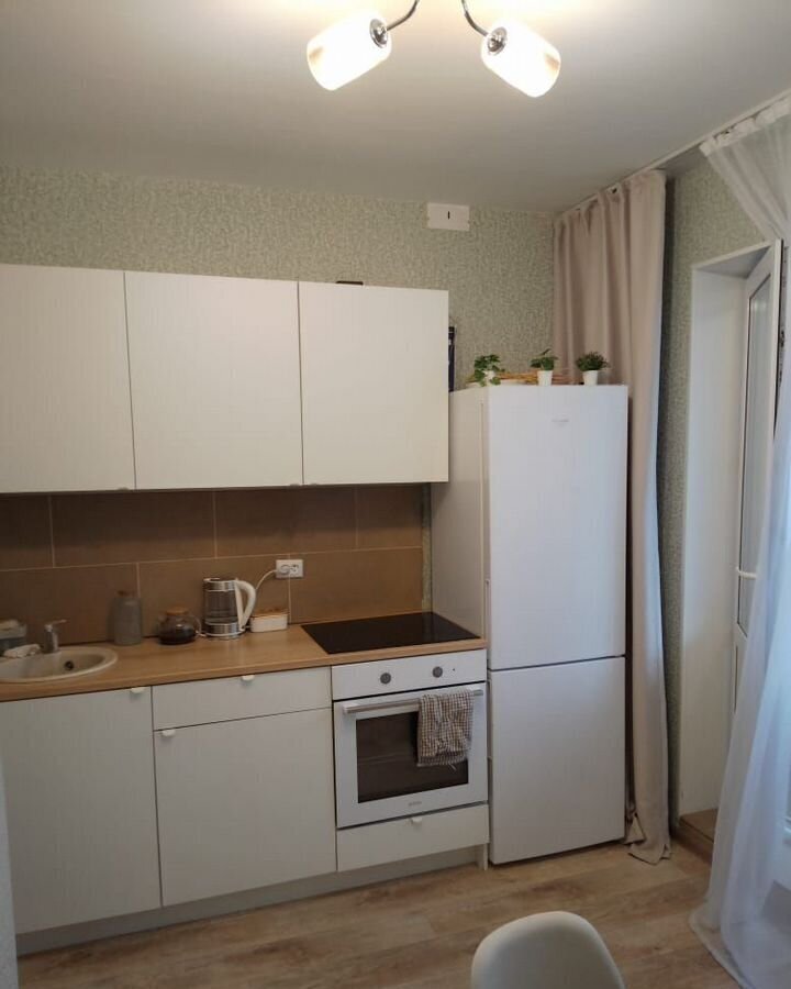 квартира г Омск р-н Центральный ул 21-я Амурская 77 Центральный АО фото 4