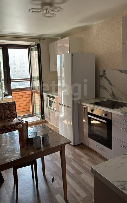 квартира г Набережные Челны р-н Автозаводский 63-й комплекс 1Б фото 2