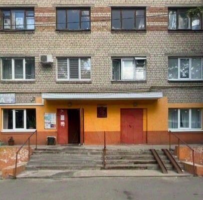 офис г Старый Оскол микрорайон Горняк 18 фото 4