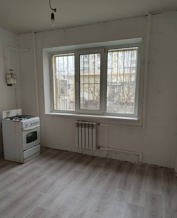 квартира г Саратов р-н Ленинский Солнечный ул им Тархова С.Ф. 27 фото 1