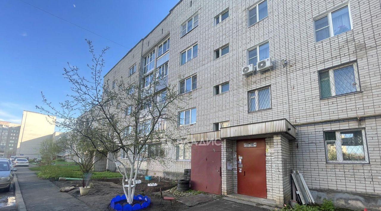 квартира г Рыбинск Шекснинский Волжский наб Космонавтов 17 п р фото 1