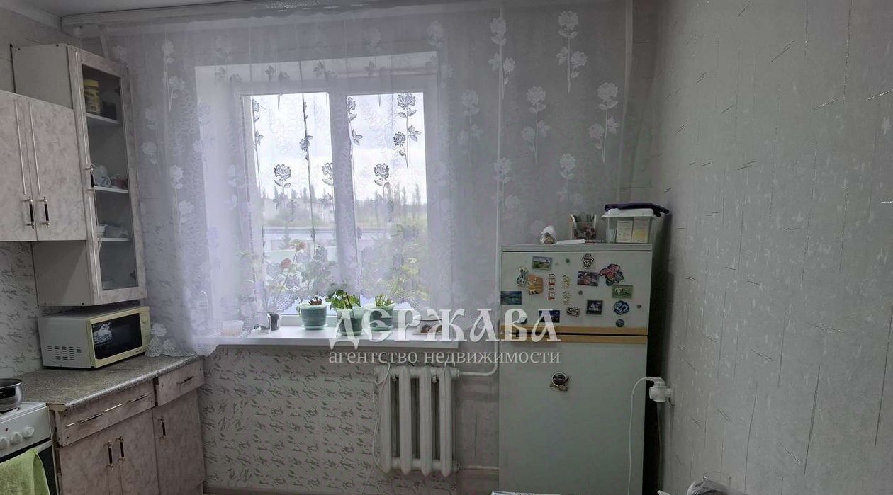 квартира г Старый Оскол пр-кт Комсомольский 2б фото 3
