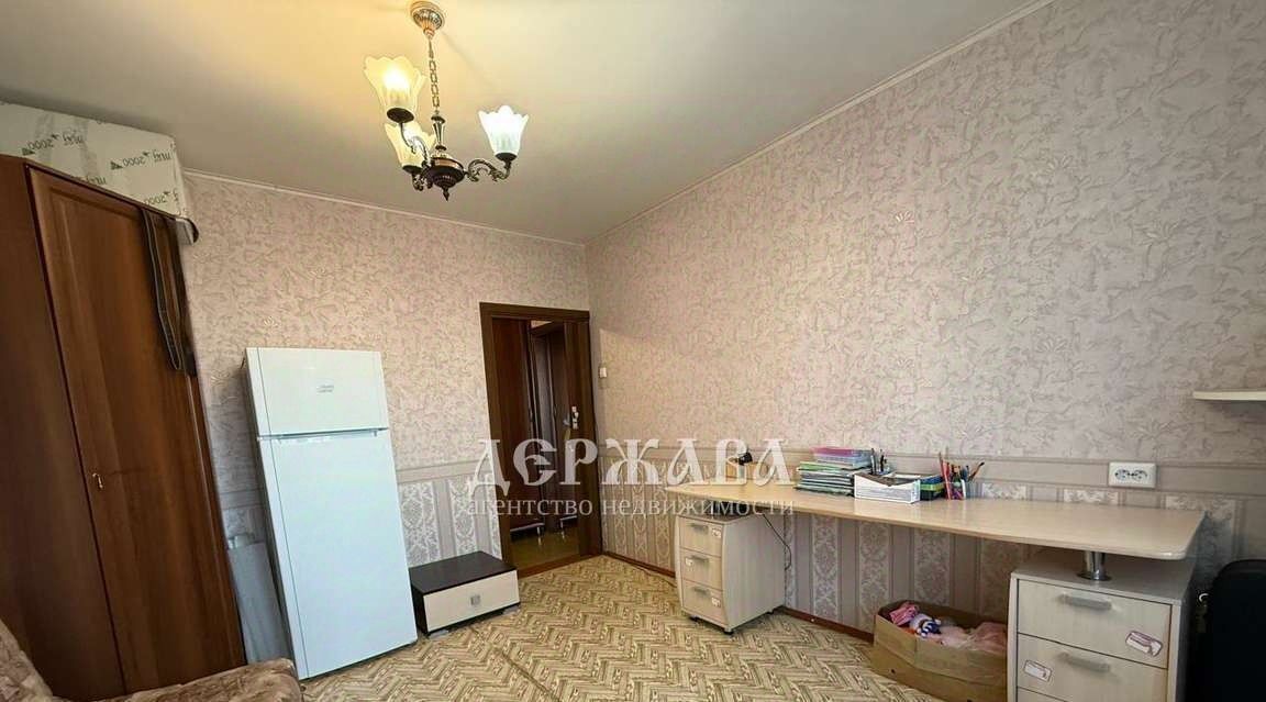 квартира г Старый Оскол Юбилейный микрорайон 9 фото 4