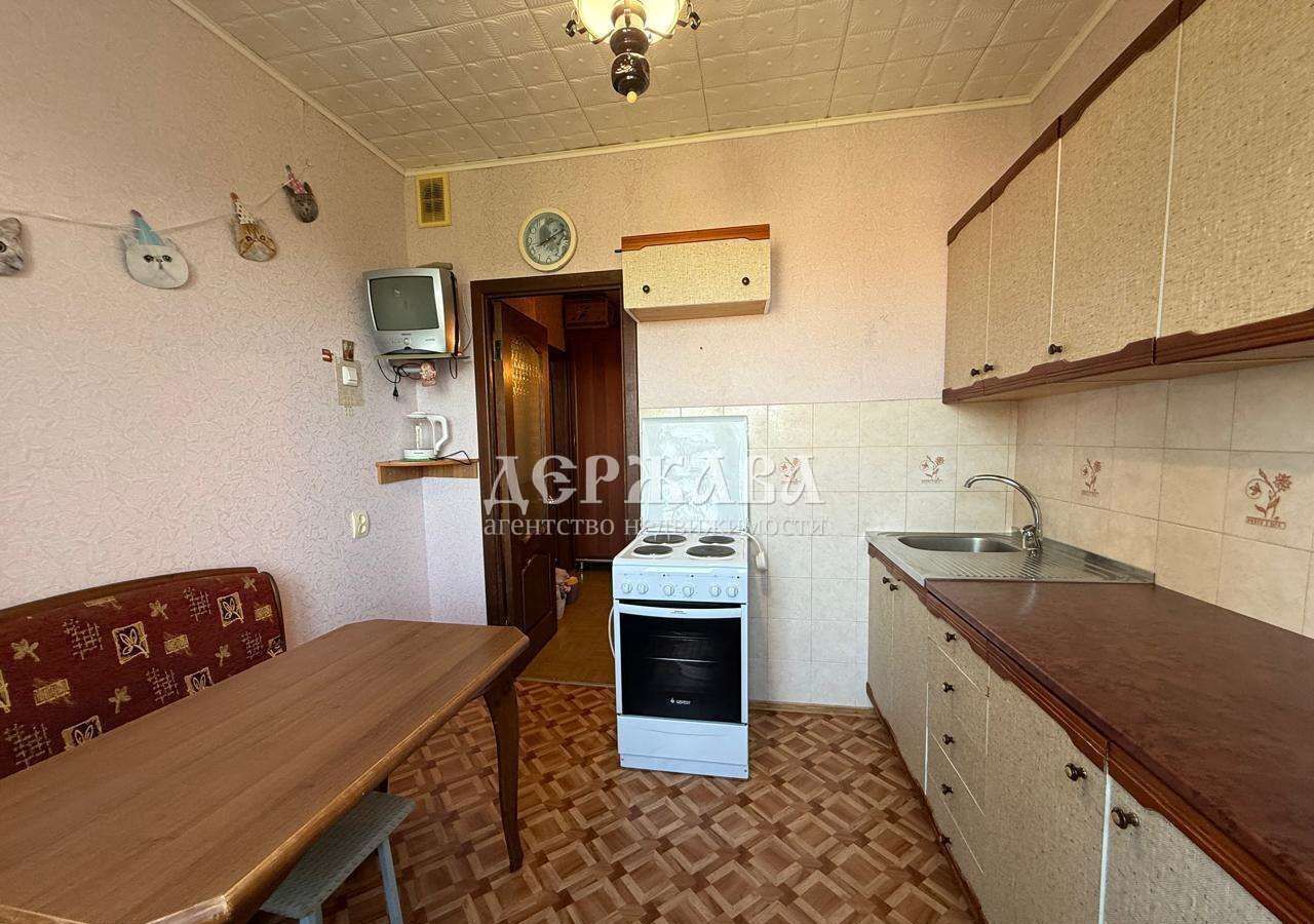 квартира г Губкин мкр Юбилейный 9, Старый Оскол фото 1