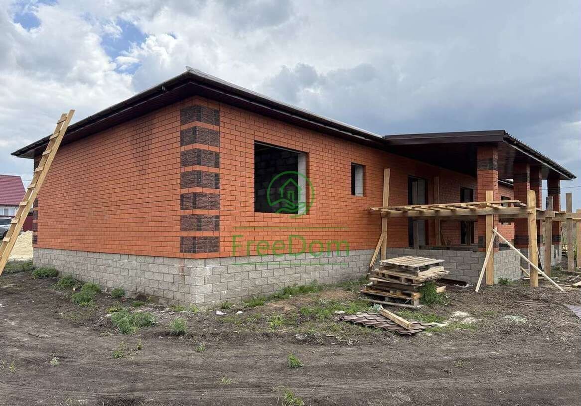 дом р-н Яковлевский г Строитель ул Деловая фото 2