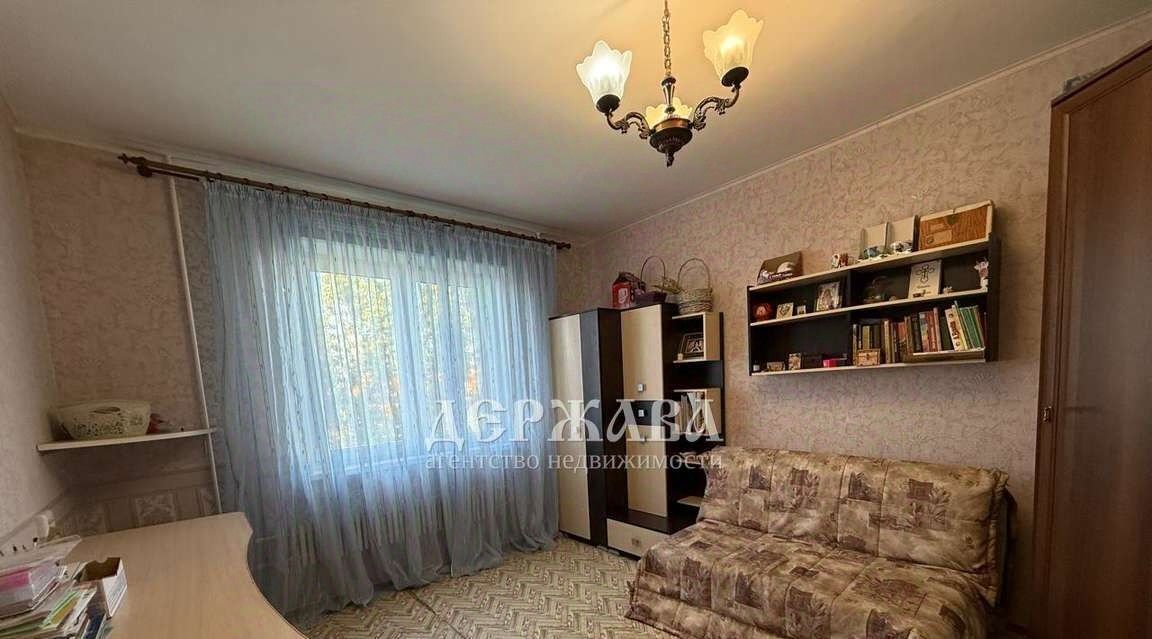 квартира г Старый Оскол Юбилейный микрорайон 9 фото 6