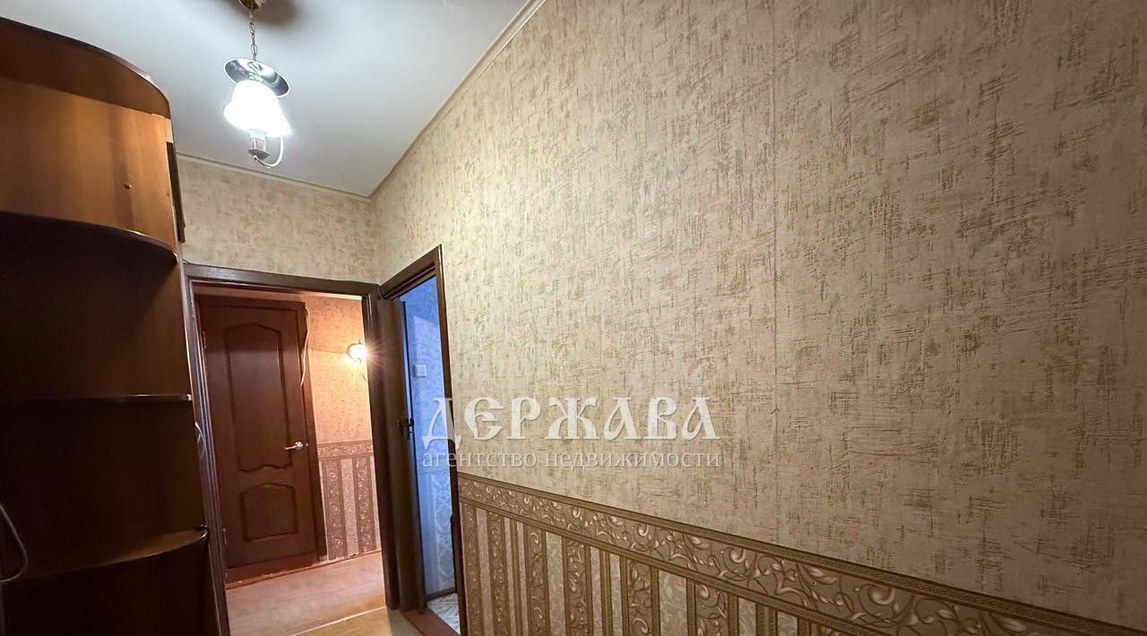 квартира г Старый Оскол Юбилейный микрорайон 9 фото 11
