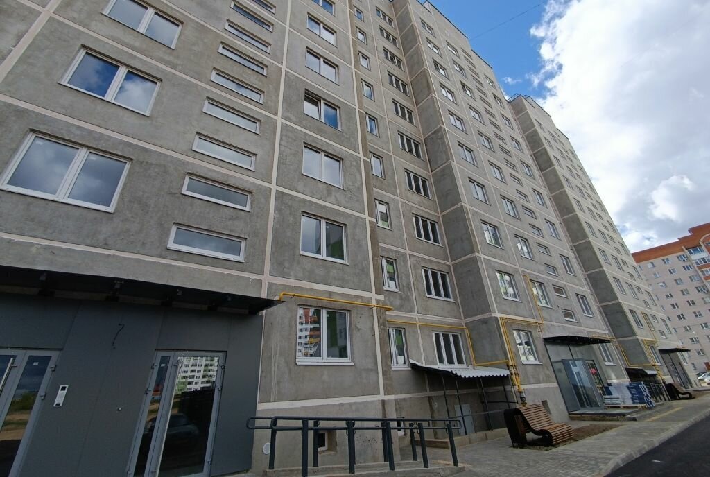 квартира г Смоленск р-н Промышленный ул Попова 125б фото 1