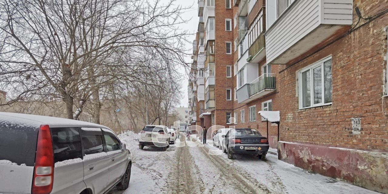 квартира г Омск р-н Центральный ул Иртышская 14 фото 16