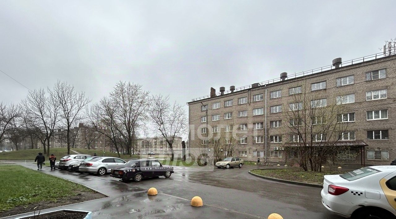 комната г Череповец р-н Индустриальный ул Металлургов 53 фото 8