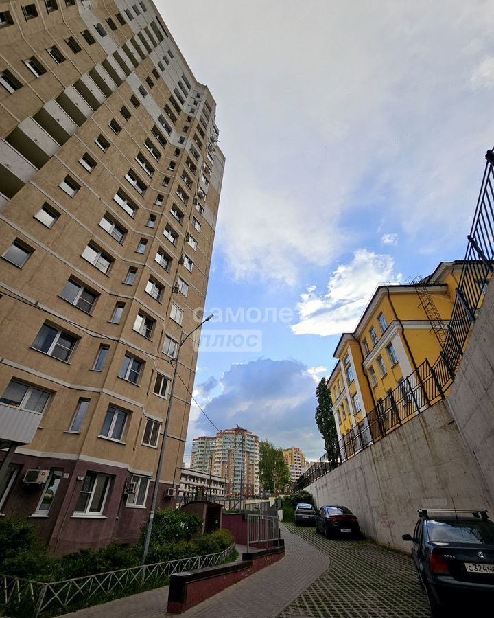квартира г Липецк р-н Советский ул М.И. Неделина 12 фото 19