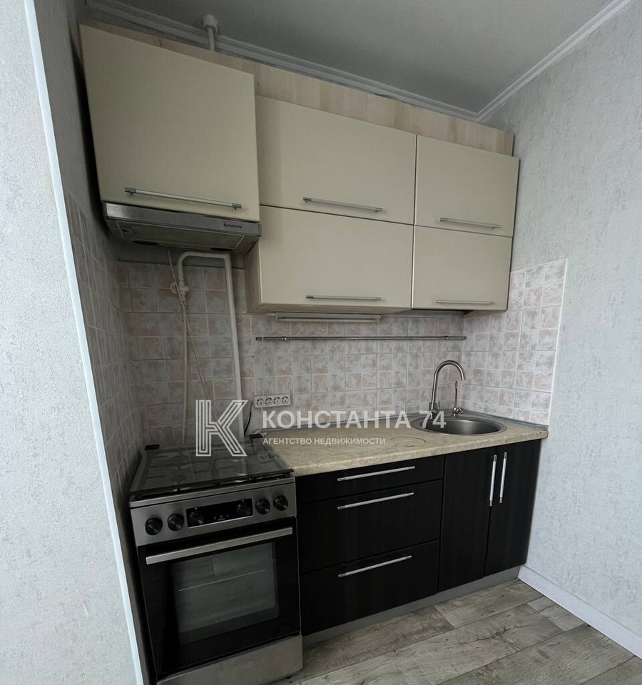 квартира г Челябинск р-н Калининский ул Молодогвардейцев 68 фото 4