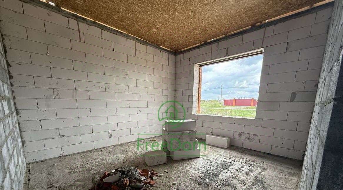 дом р-н Яковлевский г Строитель ул Деловая 12 фото 5