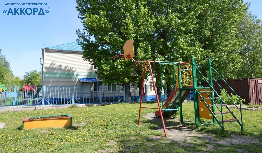 квартира г Барнаул р-н Октябрьский ул Петра Сухова 83а фото 19