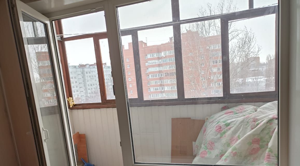 квартира г Тольятти р-н Автозаводский ул Свердлова 20 фото 3