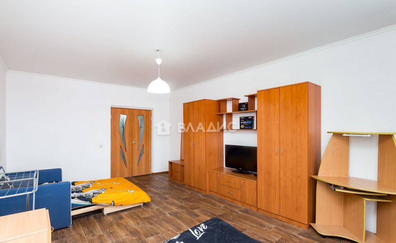 квартира г Тобольск мкр-н 7А, 27 фото 4