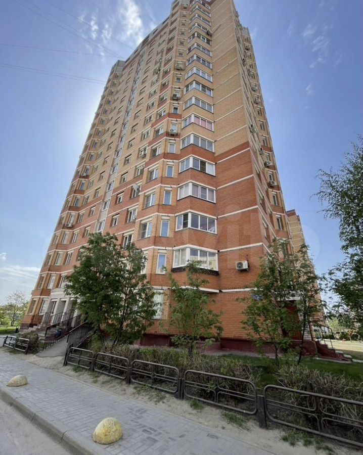 квартира г Липецк р-н Октябрьский ул Лутова 18 фото 2