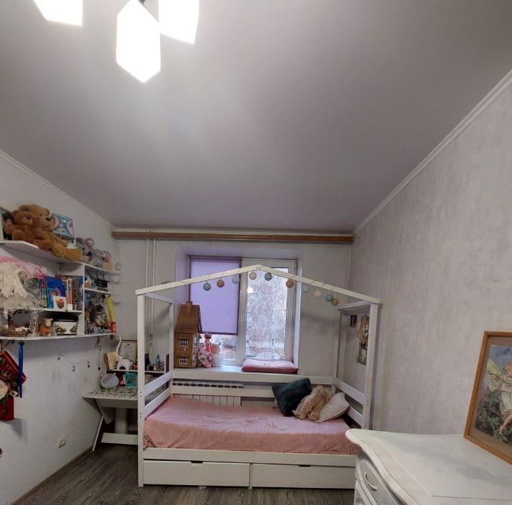квартира г Саратов р-н Волжский ул им Исаева Н.В. 25 фото 10