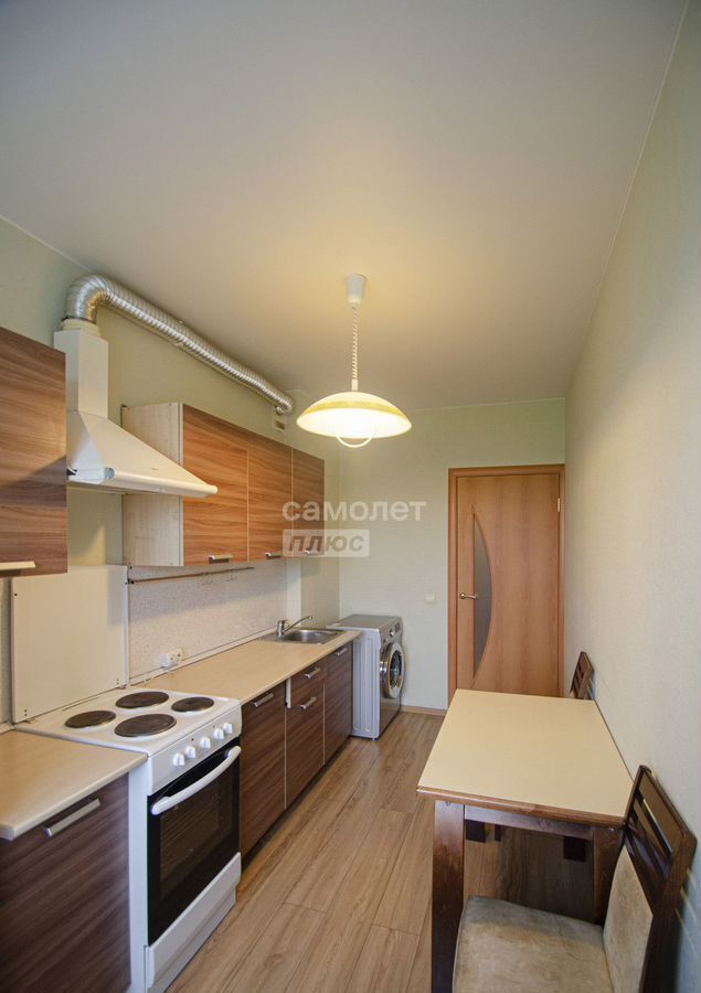 квартира г Омск р-н Центральный ул Челюскинцев 98а фото 1