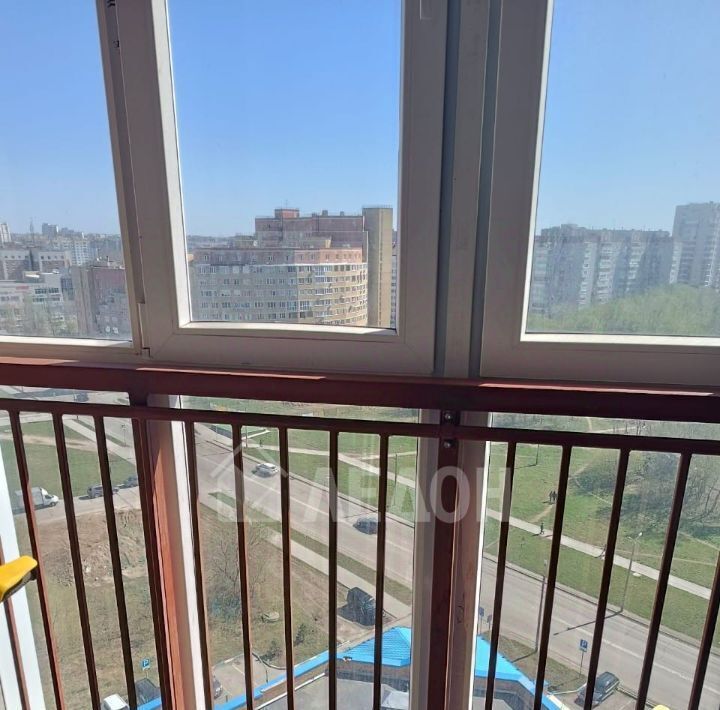 квартира г Омск р-н Кировский пр-кт Комарова 21к/1 фото 11