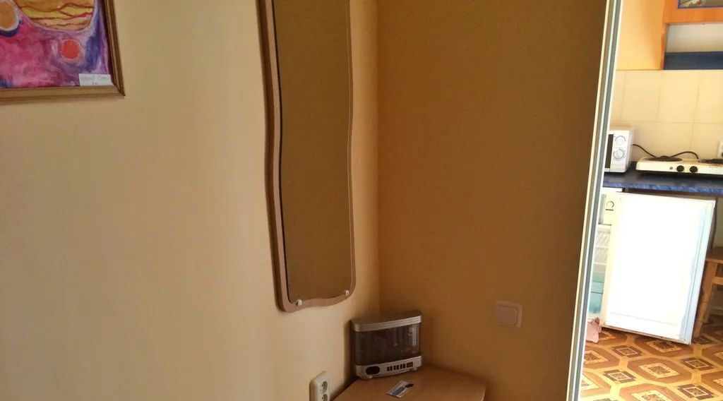 комната г Феодосия пгт Орджоникидзе ул Нахимова 25 фото 4