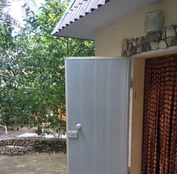 комната г Феодосия пгт Орджоникидзе ул Нахимова 25 фото 14