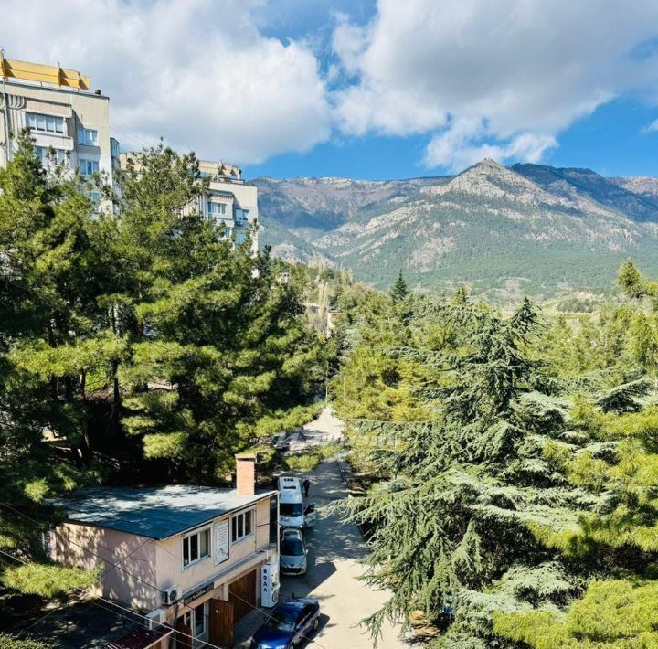 квартира г Ялта ул Найденова 10 фото 1