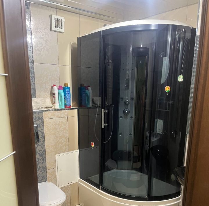 квартира г Омск р-н Центральный ул Иртышская 17 фото 15