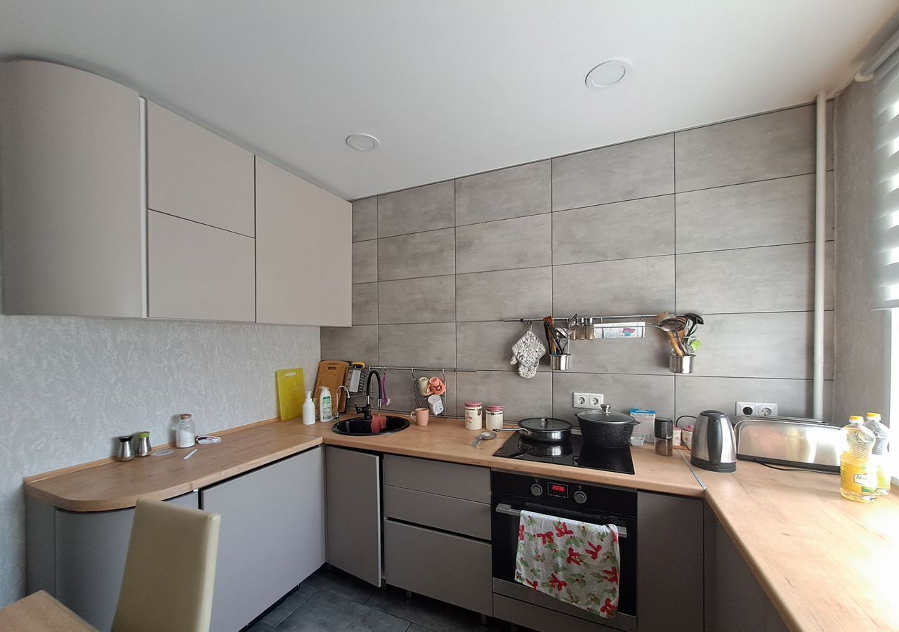 квартира г Новоалтайск 8-й мкр-н, 1/2 фото 5
